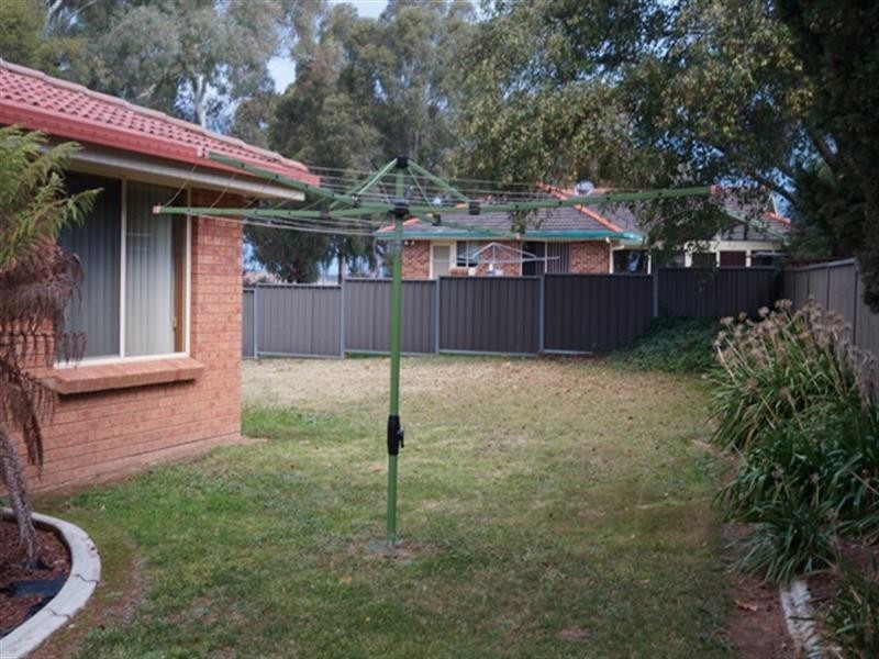 1 Blackmans Close, Orange NSW 2800