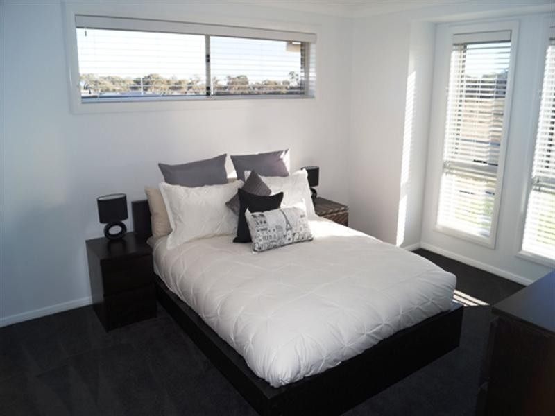 9 Molloy Drive, Orange NSW 2800