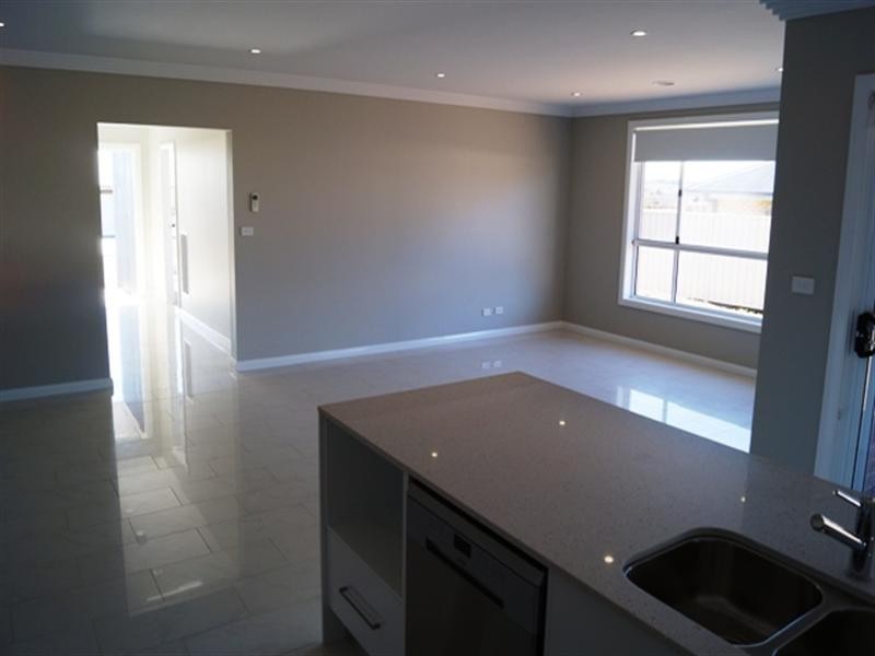 5 Elberta Street, Orange NSW 2800