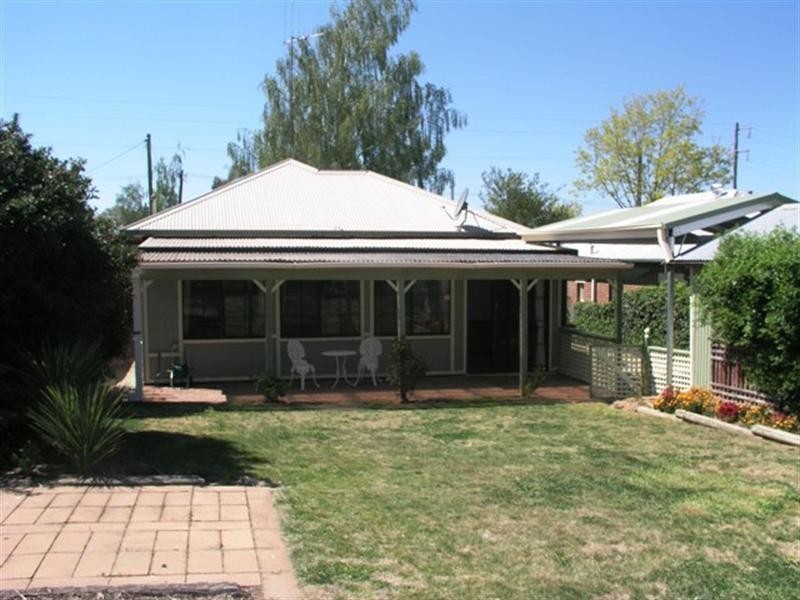 357 Lords Place, Orange NSW 2800