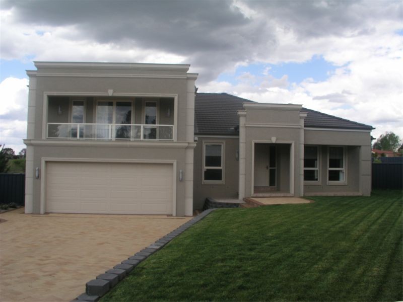 11 Juniper Place, Orange NSW 2800