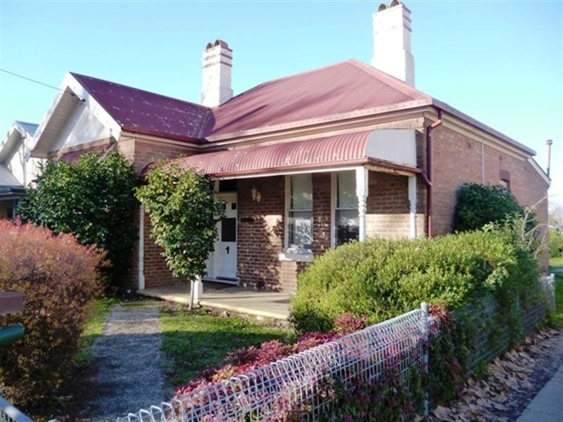 270 Anson Street, Orange NSW 2800