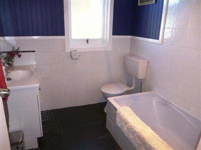 1 Spring Street, Orange NSW 2800