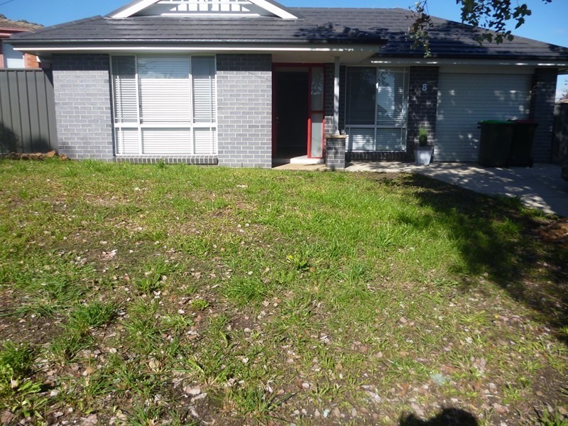 8 Amaroo Crescent, Orange NSW 2800