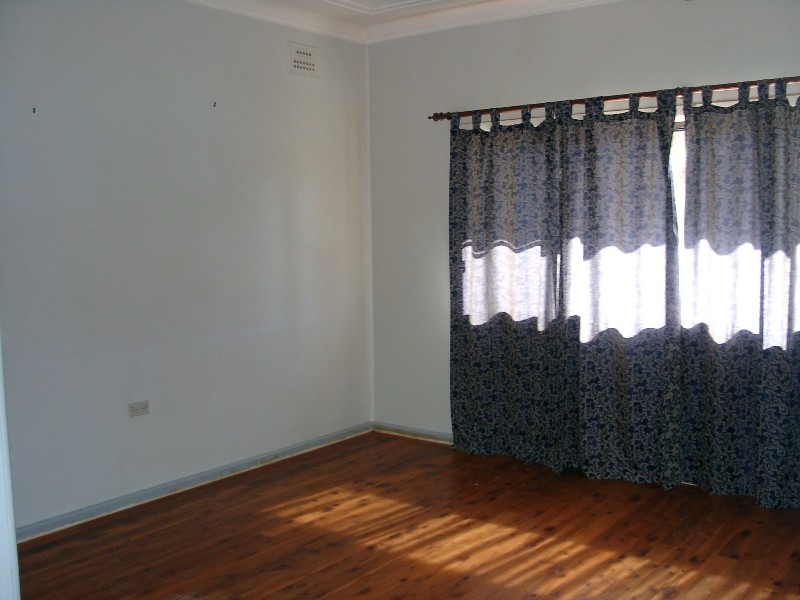 23 Kelly Road, Parkes NSW 2870