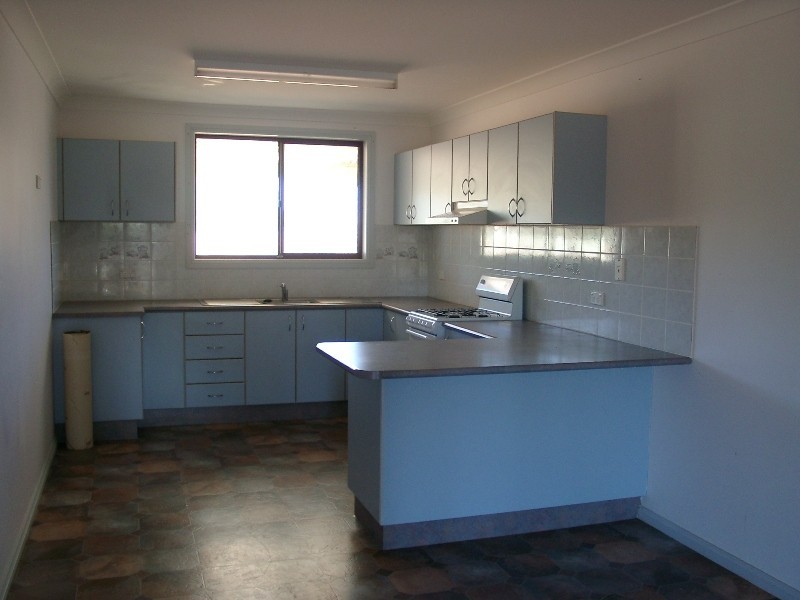 23 Kelly Road, Parkes NSW 2870