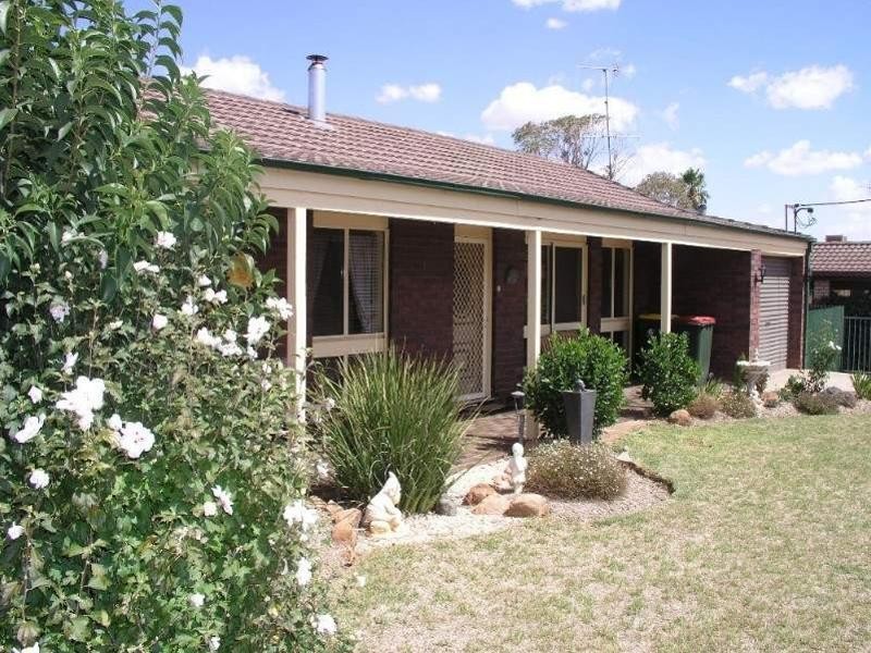 29 Webb Street, Parkes NSW 2870
