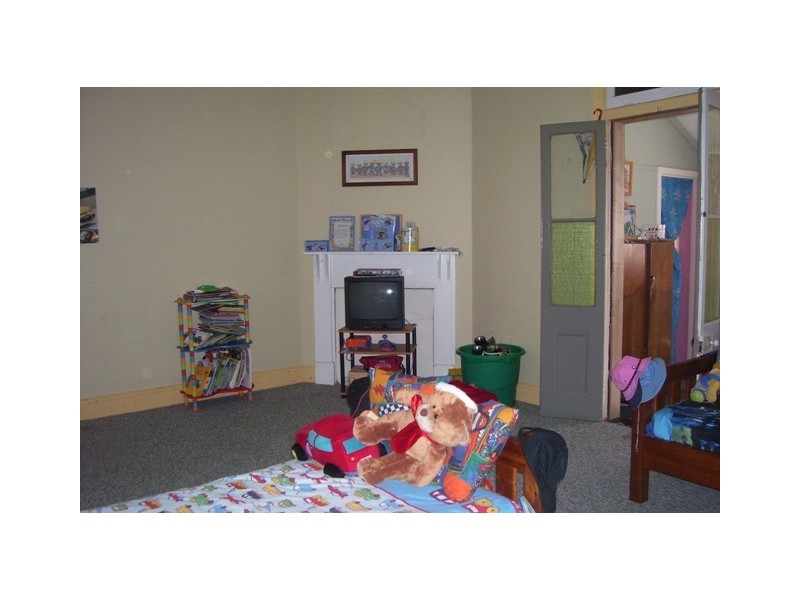 7 Currajong Street, Parkes NSW 2870