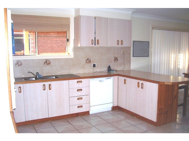 44 Lawson Street, Parkes NSW 2870