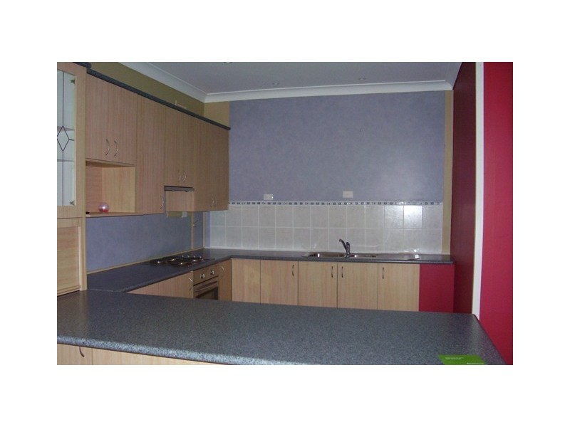 4 Thornbury Street, Parkes NSW 2870