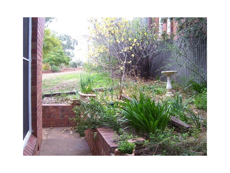 53 East Street, Parkes NSW 2870