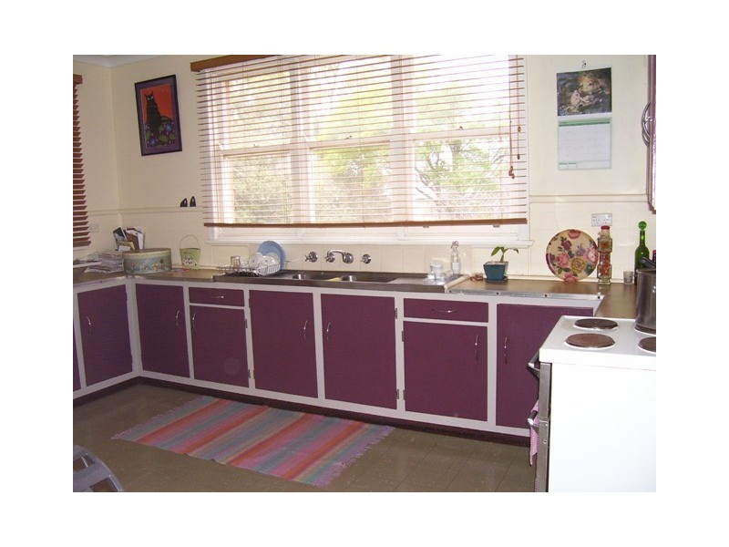 53 East Street, Parkes NSW 2870
