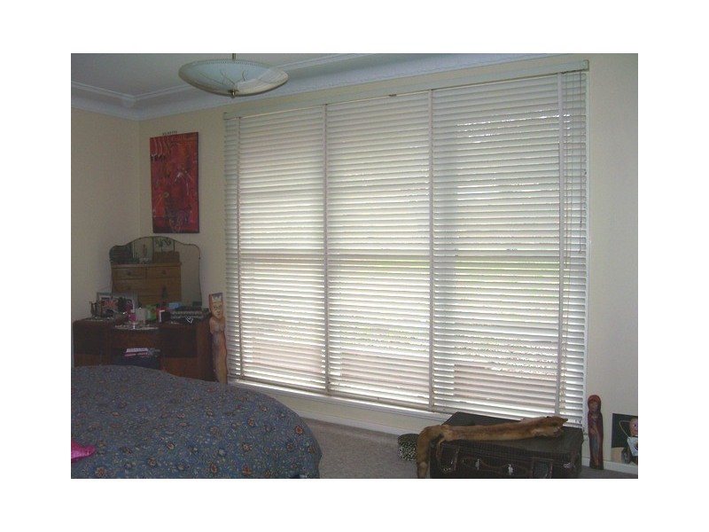 53 East Street, Parkes NSW 2870