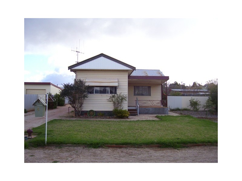 6 Thornbury Street, Parkes NSW 2870