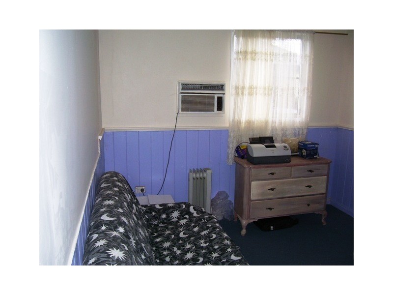 6 Thornbury Street, Parkes NSW 2870