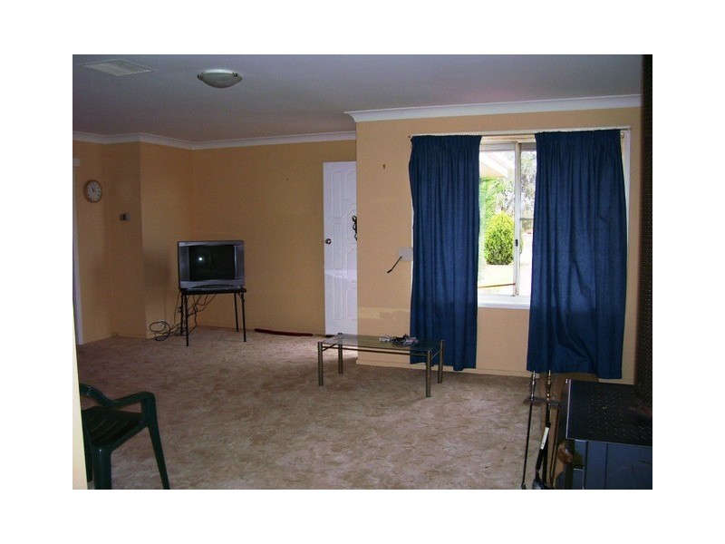 36 Middleton Street, Parkes NSW 2870