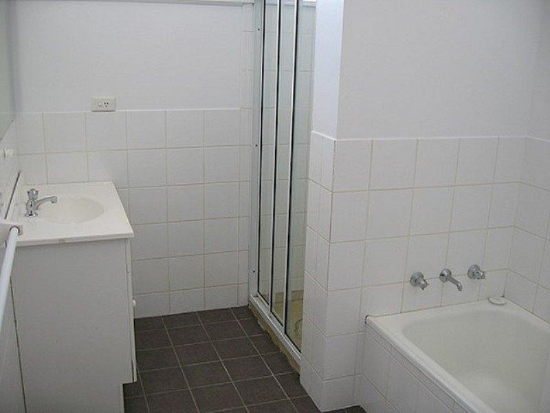 111a Clarinda Street, Parkes NSW 2870