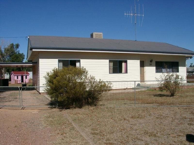 23 Kelly Road, Parkes NSW 2870