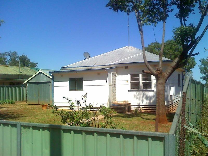 38A Derribong Street, Peak Hill NSW 2869