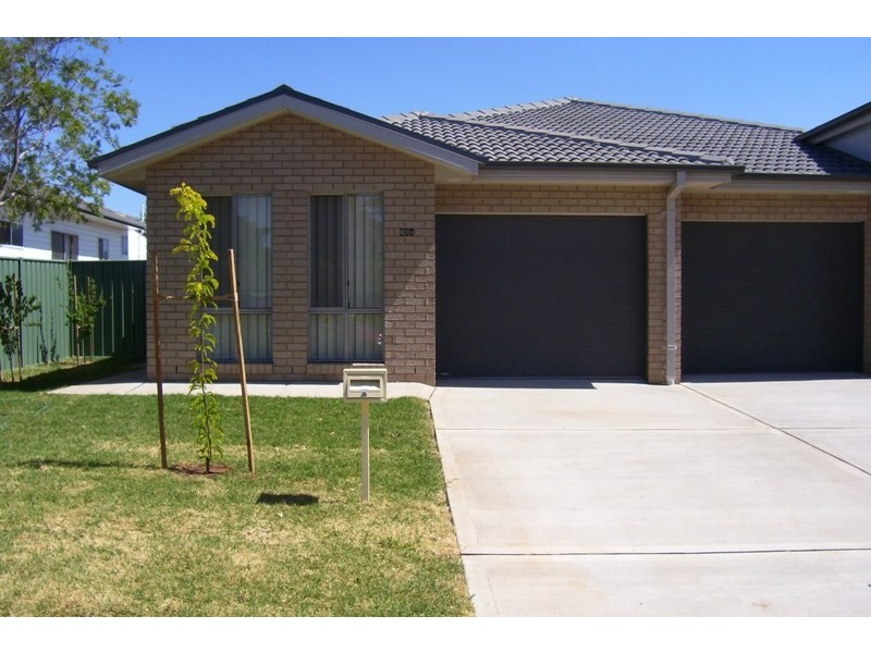 72a Close Street, Parkes NSW 2870