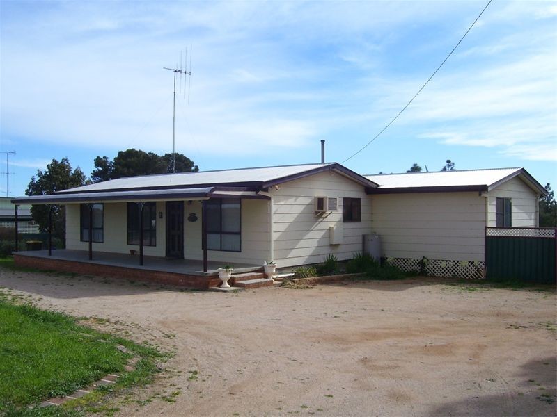 7 Moulden Street, Parkes NSW 2870