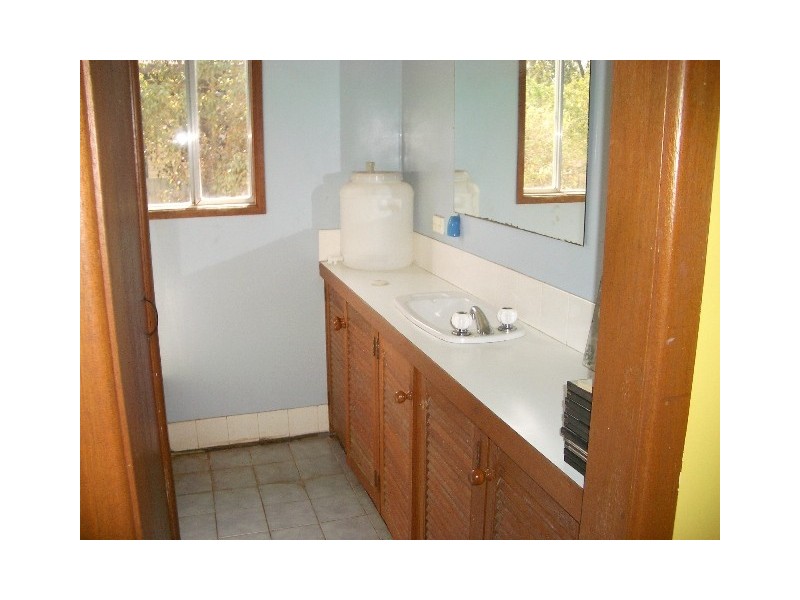 4 Carrington Street, Parkes NSW 2870