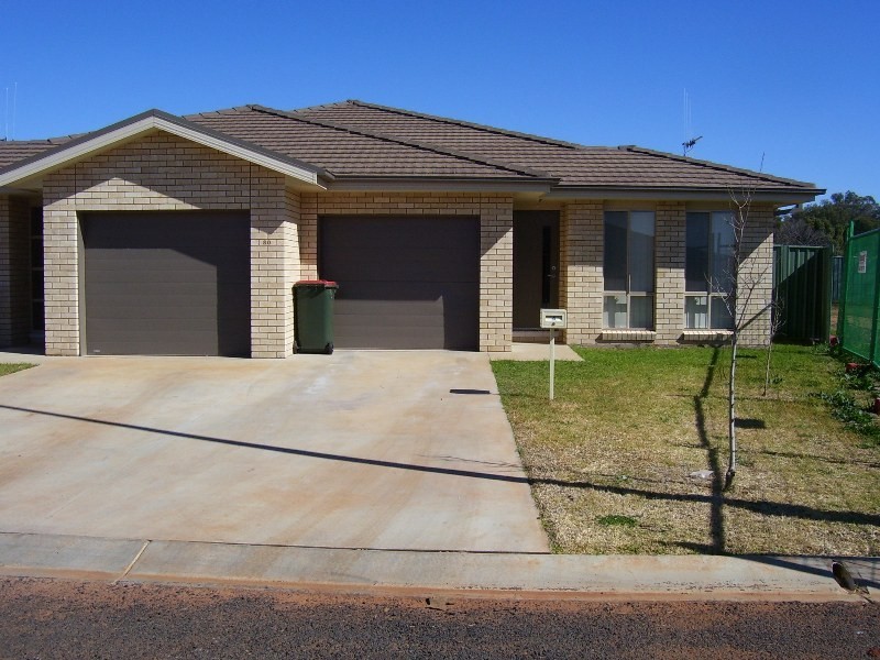 22/80 CLOSE, Parkes NSW 2870