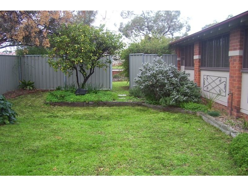 27 Cecile Street, Parkes NSW 2870