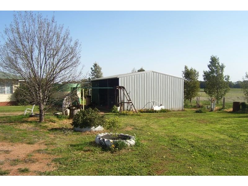 Brazil Watts Lane, Parkes NSW 2870