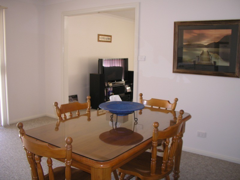 17 Victoria Street, Parkes NSW 2870