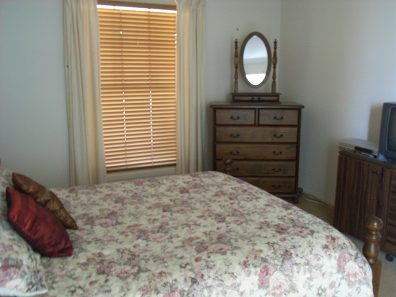 Wangara Lane, Parkes NSW 2870