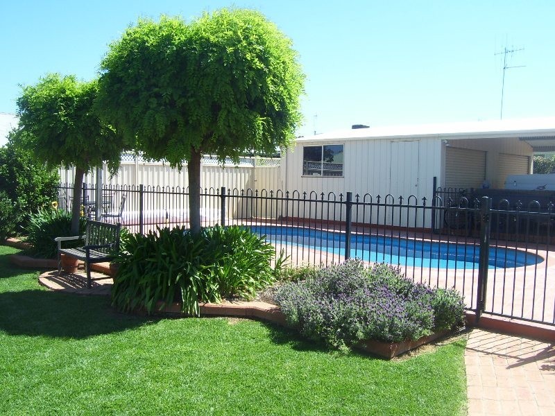 26 Cecile Street, Parkes NSW 2870