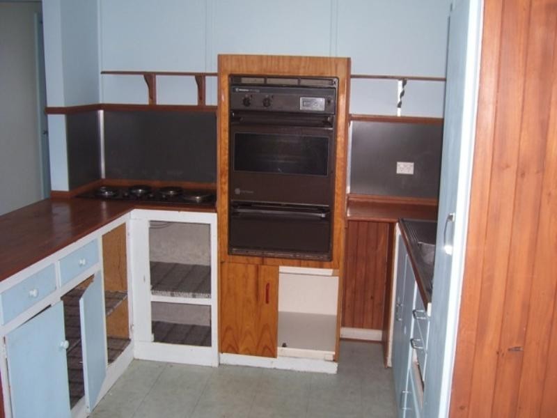 7 Moon Crescent, Parkes NSW 2870