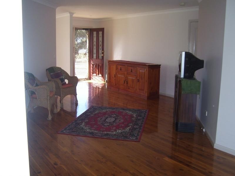 20 Dalley Street, Parkes NSW 2870