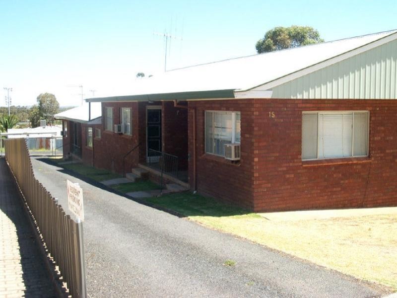 4/15 Boazman Street, Parkes NSW 2870