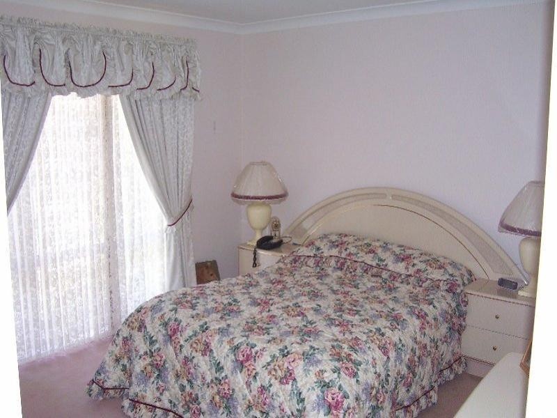 14 Christina Close, Parkes NSW 2870