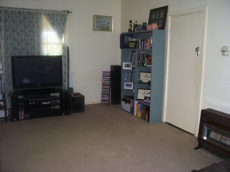 58 Orange Street, Parkes NSW 2870