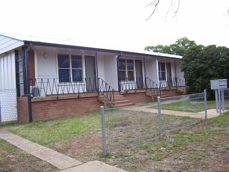 1-6/13 Orange Street, Parkes NSW 2870