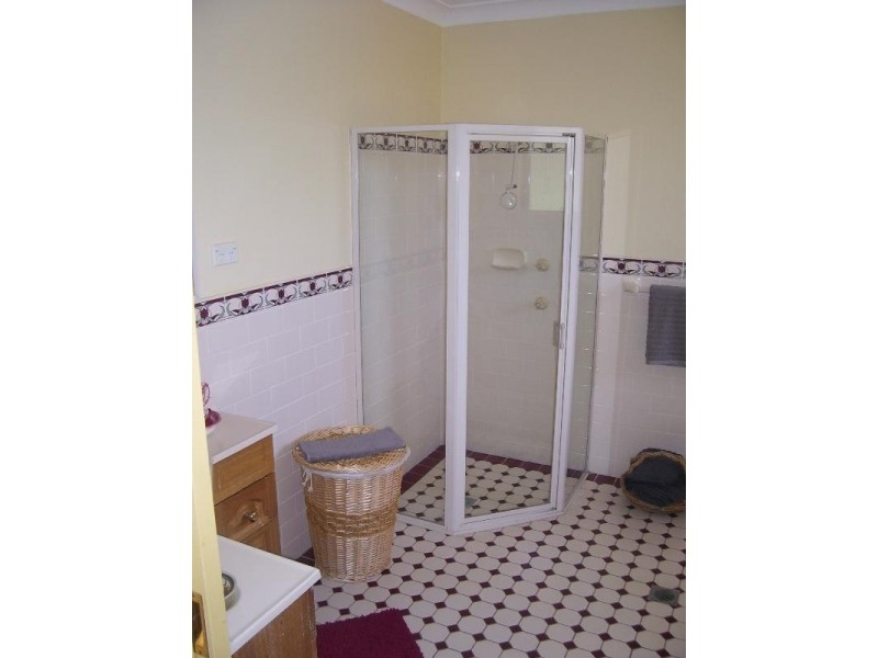 239 Nash Street, Parkes NSW 2870