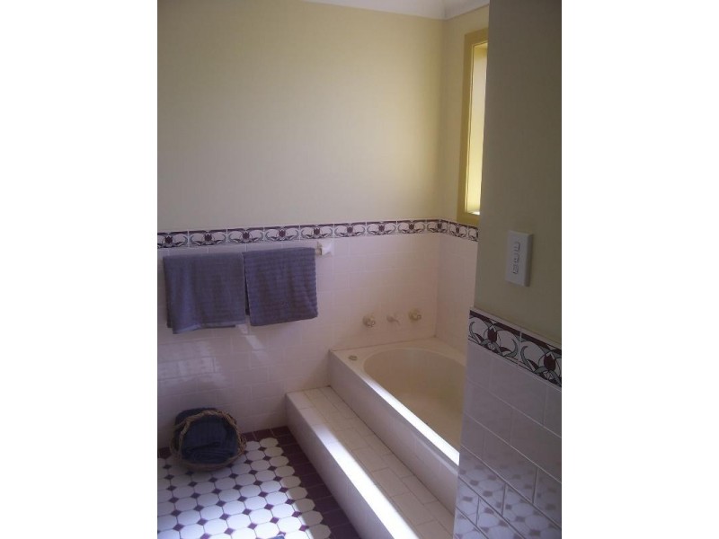 239 Nash Street, Parkes NSW 2870