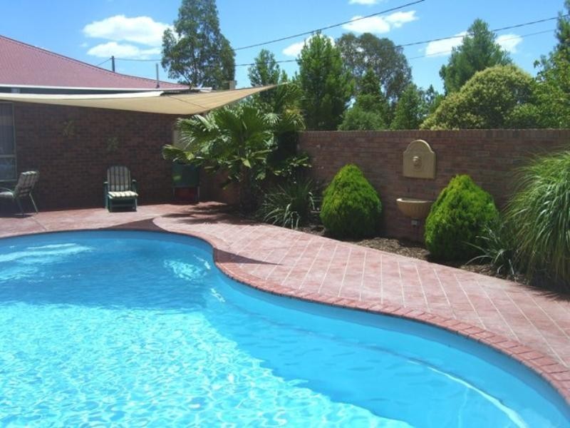 239 Nash Street, Parkes NSW 2870