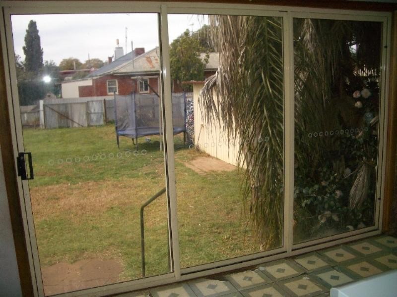 4 Carrington Street, Parkes NSW 2870