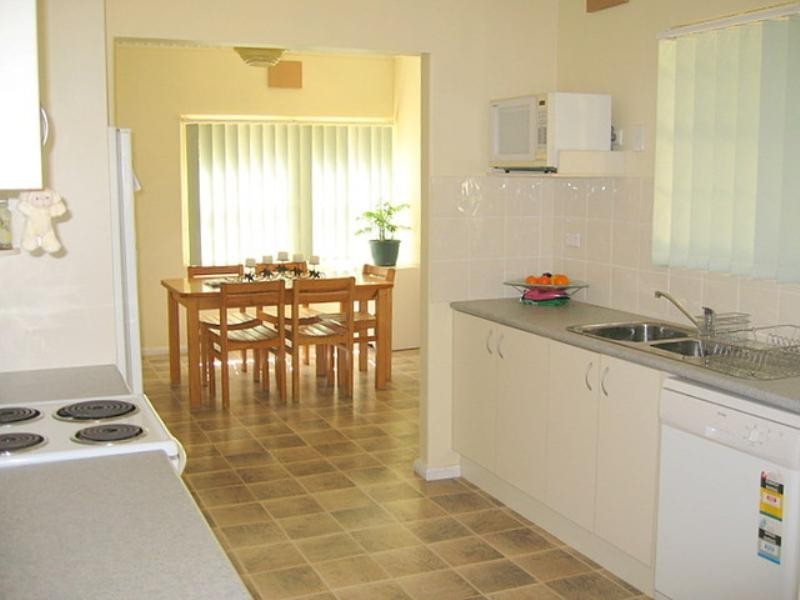 14 Rose Street, Parkes NSW 2870