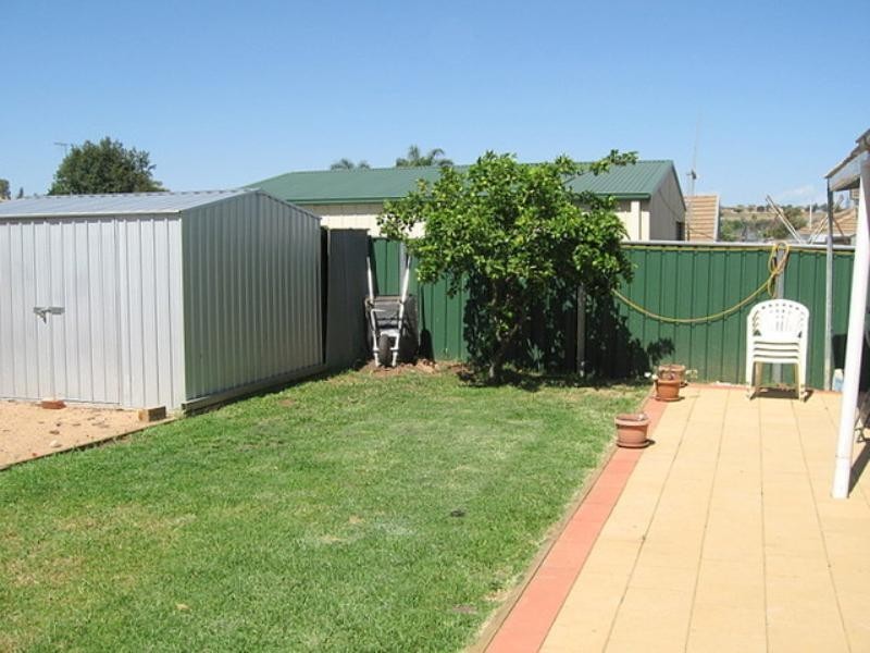 14 Rose Street, Parkes NSW 2870