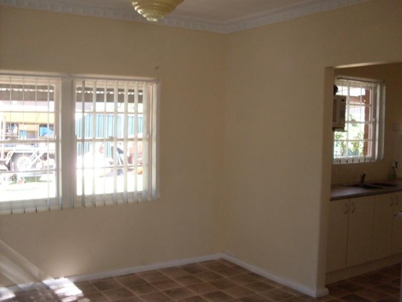 14 Rose Street, Parkes NSW 2870