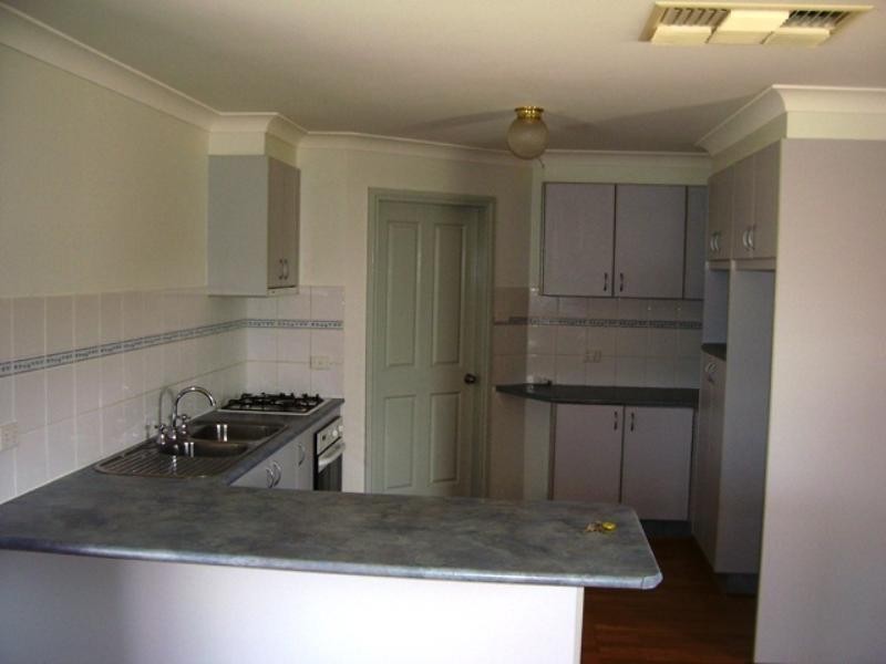 2 Noonan Street, Parkes NSW 2870