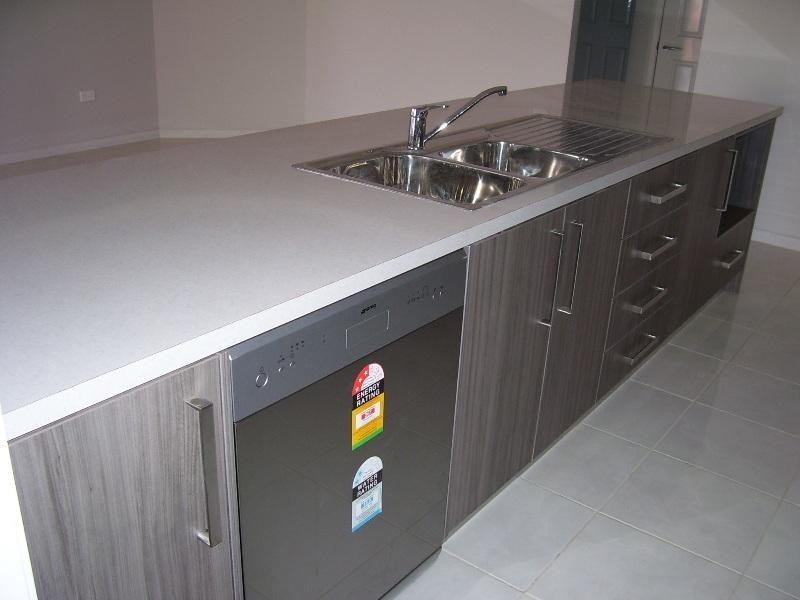 5 Mossgiel Place, Parkes NSW 2870