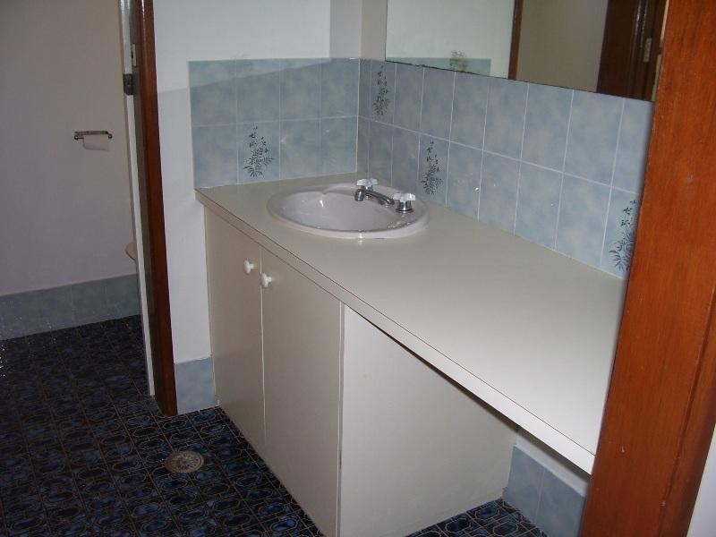 8 Werona Place, Parkes NSW 2870