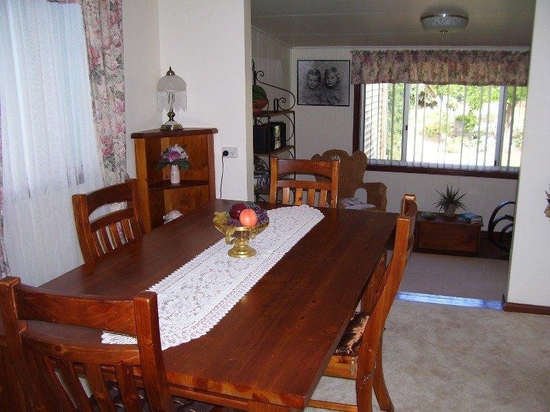 9 Willbe Street, Eugowra NSW 2806