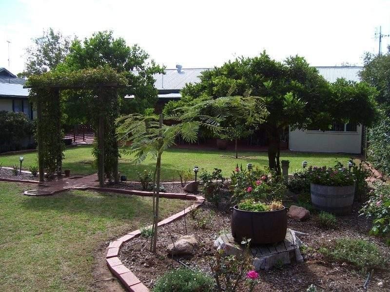 9 Willbe Street, Eugowra NSW 2806
